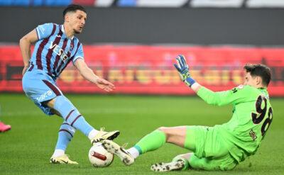 Trabzonspor, Başakşehir ‘Deniz’ini ikinci yarıda geçti