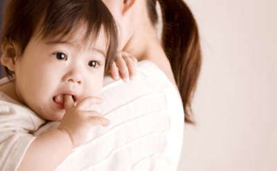 İki dilli ortamda büyüyen dört aylık bebeklerin beyin aktiviteleri farklı