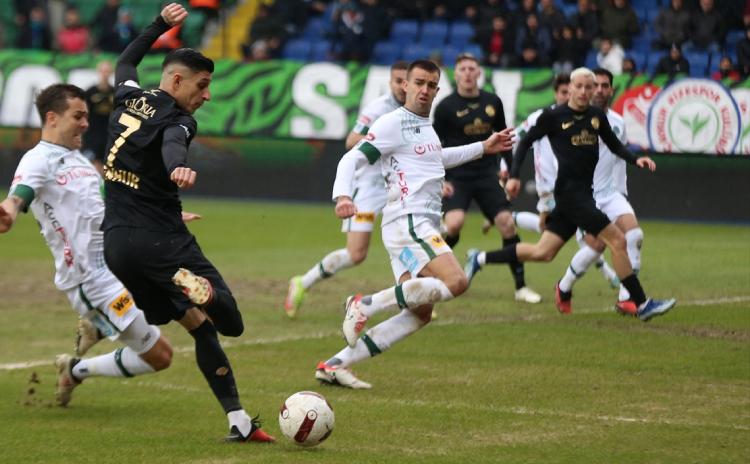 Rizespor da Konyaspor da 0-0'ı bozamadı