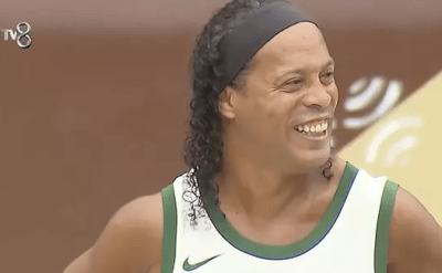 Survivor’da gündem kavga değil ‘Samba’: Ronaldinho Survivor’da!