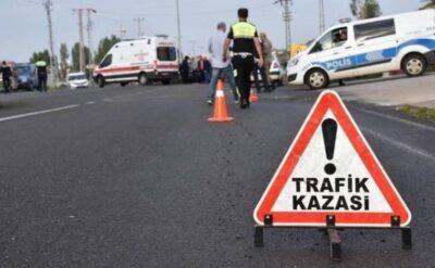 İzmir’de feci kaza: TIR minibüsü biçti!
