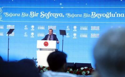 Seçime bir gün kala Erdoğan İstanbul’da iki ilçede miting yaptı