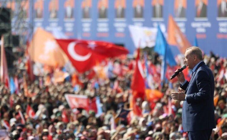 Erdoğan, İstanbul mitinginden memnun olmadı: 1,5 milyona alıştık...