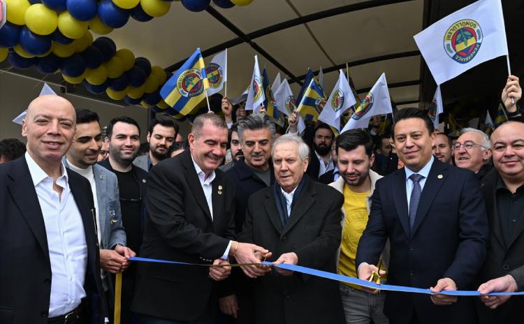 Aziz Yıldırım: Fenerbahçe'nin başarısını istemeyen şerefsizdir