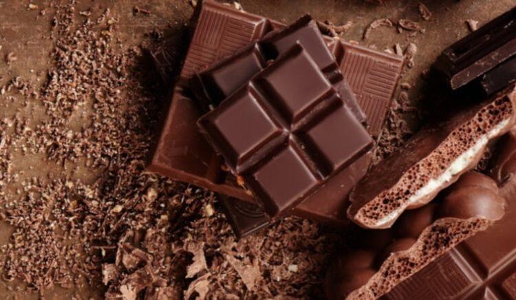 Kakao fiyatları rekor kırdı, çikolata 'kilo' veriyor