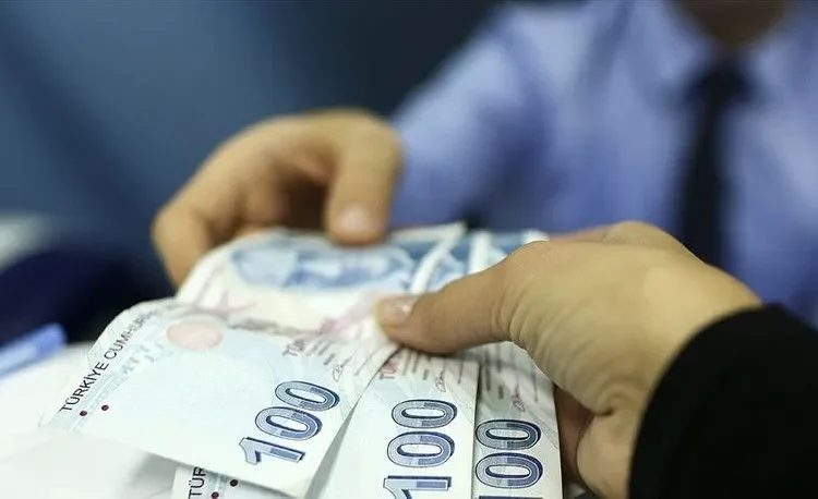 Emekliler az zamdan yakınırken Erdoğan'dan bankalara promosyon telkini geldi
