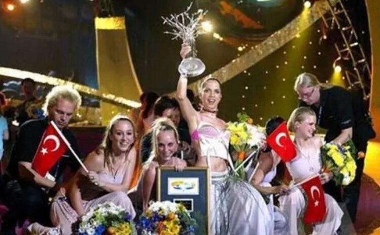 Türkiye yok ama Sertab Erener 20 yıl sonra Eurovision'da