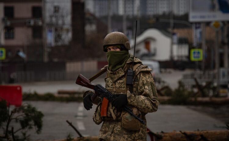 Ukrayna seçim arifesindeki Rusya'yı vuruyor: Dört büyük petrol rafinerisi yandı