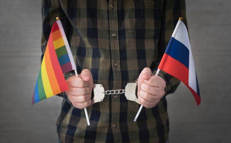 Rusya LGBTİ+ hareketini 'terörist örgütler' listesine aldı, iki kişi tutuklandı