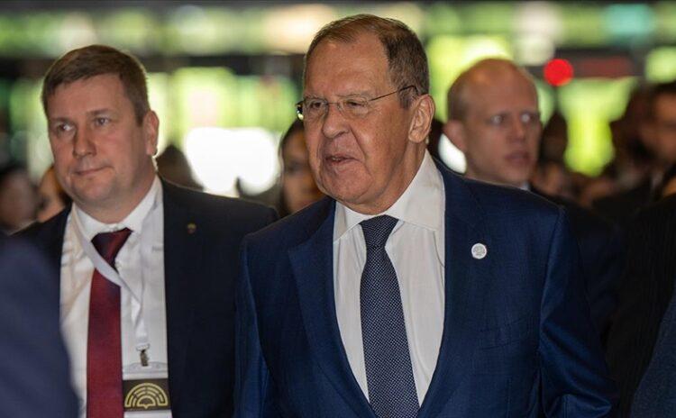 Lavrov, Fransa'nın ‘Ukrayna’ya silah gönderme’ önerisine güldü geçti