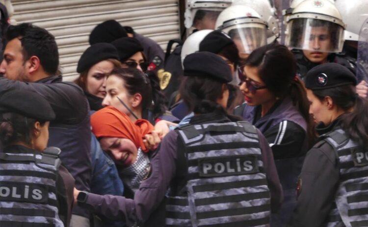 Taksim'de İsrail protestosuna polis müdahalesi: Biri çocuk 43 gözaltı