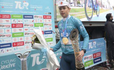 Türkiye Bisiklet Turu’nu Van den Broek kazandı