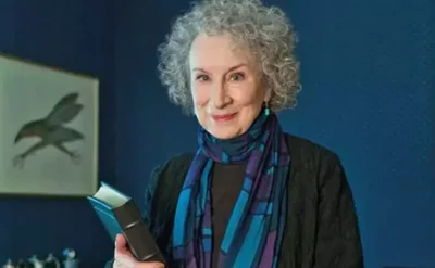 Margaret Atwood Venedik’ten savaşa hayır diyor: ‘Kimse geri gelmiyor’