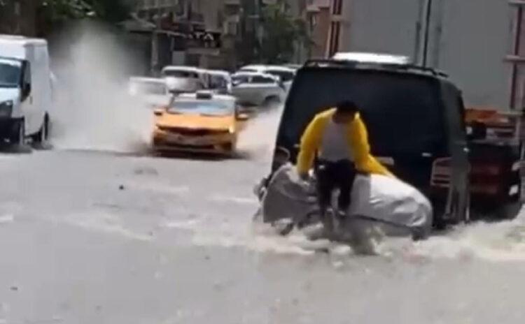 Ankara’da önce sağanak sonra dolu: Ulaşım aksadı, araçlar zarar gördü