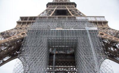 Eiffel Kulesi paslanıyor: İşçilerden grev tehdidi