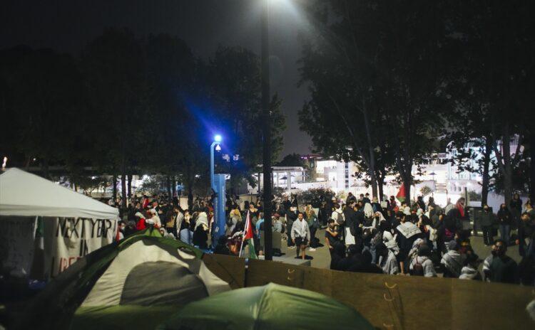 California Üniversitesi'nde Gazze protestoları: Polis göstericilerin çadırlarını dağıttı