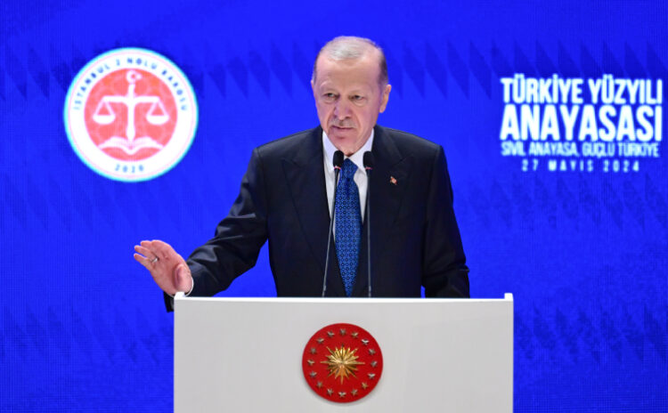 Erdoğan: Daha fazla devam edemeyiz, yeni anayasa milli bir ödev
