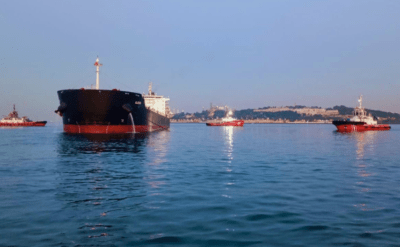 İstanbul’da yük gemisi karaya oturdu, boğaz trafiği askıya alındı