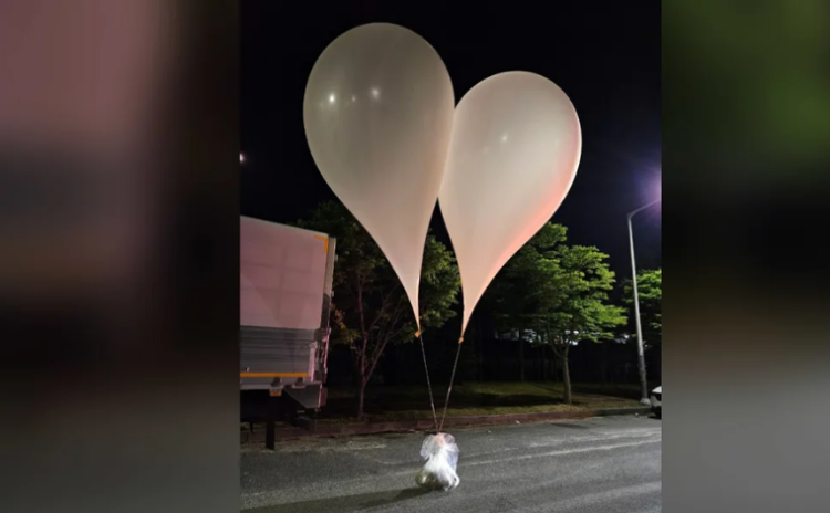 Balon savaşları: Kuzey Kore misilleme olsun diye Güney'e çöp dolu devasa balonlar gönderdi
