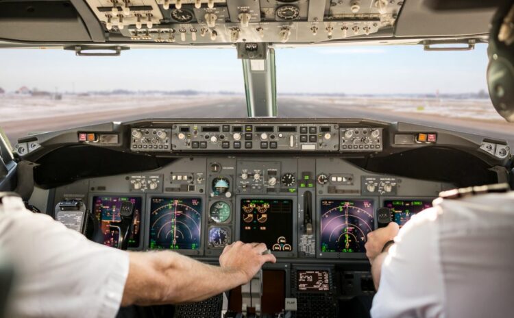 Türkiye’den sınav manzaraları: Pilotluk sınavı yemekhanede yapıldı