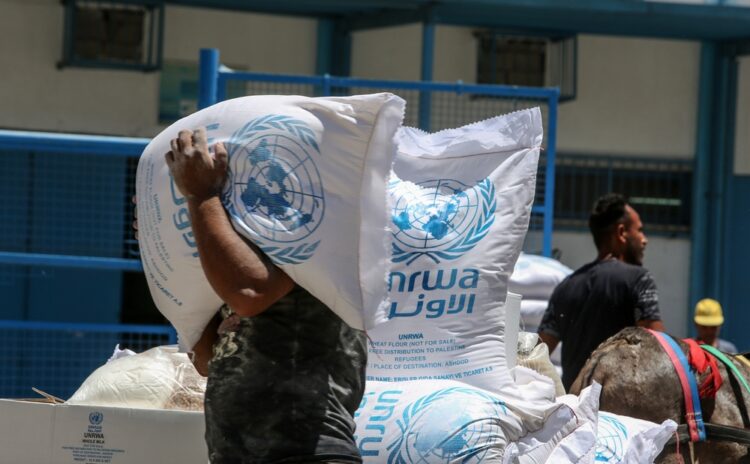 İsrail BM'nin yardım üssünü Kudüs'ten kovuyor