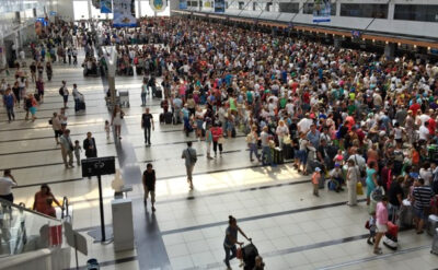 Antalya Havalimanı rekora doymuyor