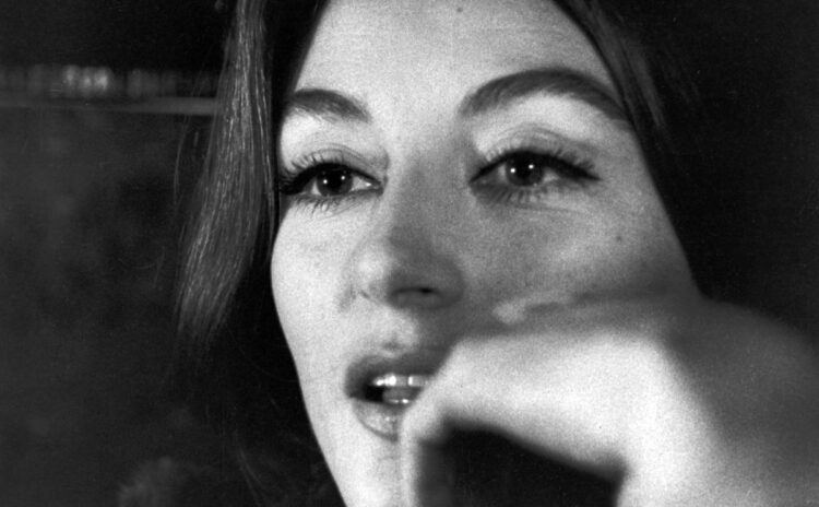 Sinema melankolik güzelliğini kaybetti: Anouk Aimee artık filmlerde yaşayacak