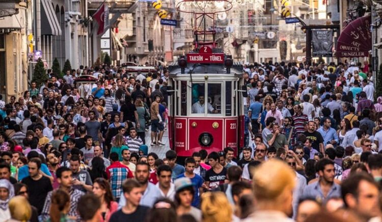 Enflasyon zirve yapınca İstanbul’da geçinemeyenlerin oranı yüzde 80’i buldu