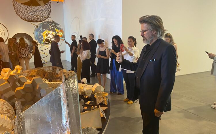 Olafur Eliasson İstanbul Modern'den sesleniyor: Sanat da dünya da yetişkin bakış açısından kurtulmalı