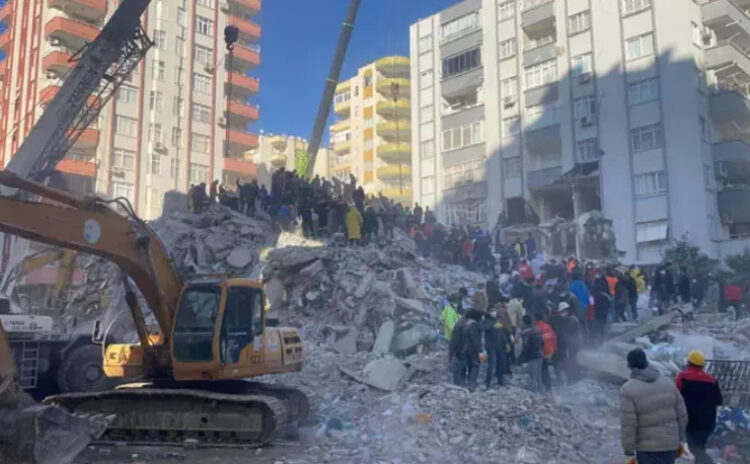 96 kişiyi öldüren apartmanın deprem raporu: Demir eksik, beton kalitesiz