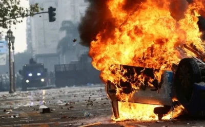 Arjantin yanıyor: Hükümet karşıtı protestolarda sokaklar savaş alanına döndü