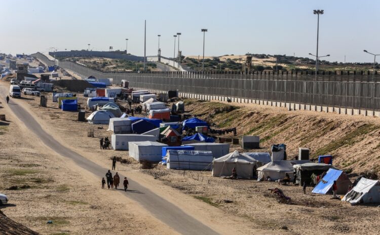 Refah’ta can pazarı, Kahire’de sınır pazarlığı: İsrail tankları batı sınırında, müzakerede sonuç yok