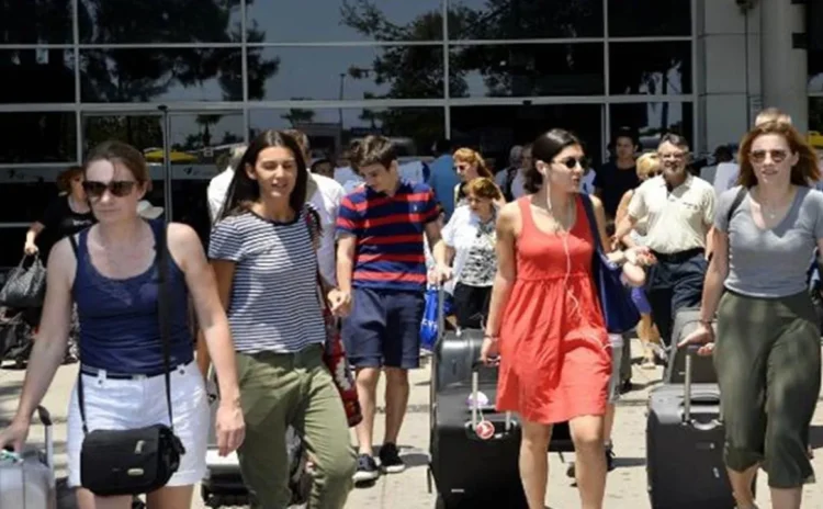 Turizmde yeni rekor: Turist sayısı beş ayda 18 milyona dayandı 