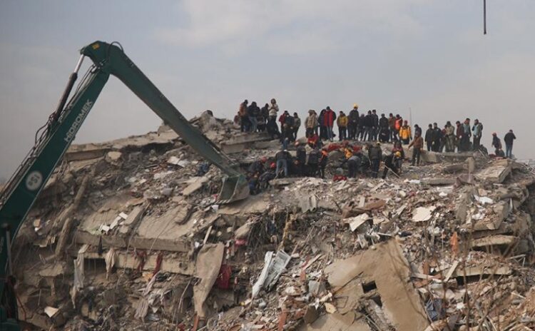 Deprem yargılamalarında bu da oldu: Tutuklu müteahhit, ölenleri suçladı