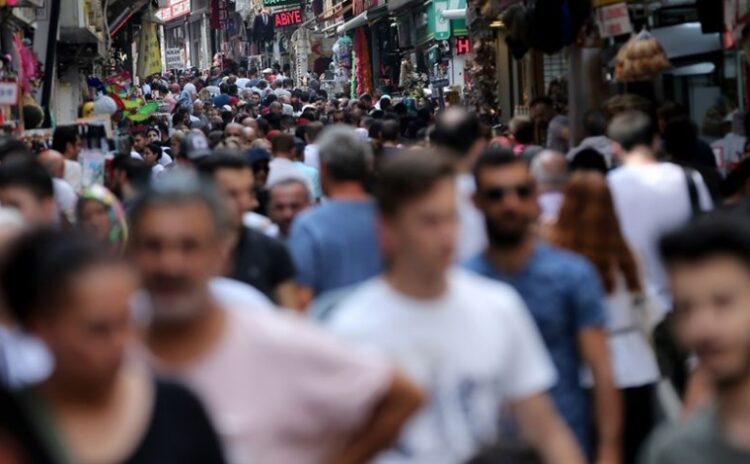 Nüfus gerçekleri: Türkiye nüfusu 100 milyon olamayacak, 2100'de 50 milyonun altına düşecek