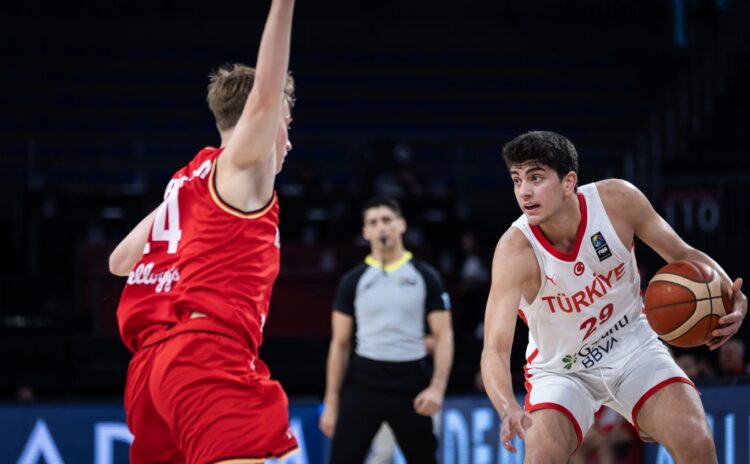 Basketbolda genç milliler çeyrek finalde!