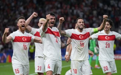Beş dakikada işler terse döndü… Türkiye’ye gol lazım