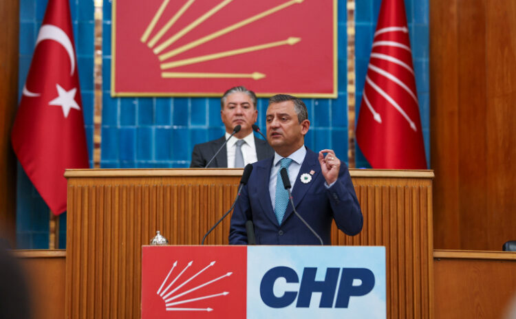 CHP resmen ilan etti: Özgür Özel Şam'a gidiyor