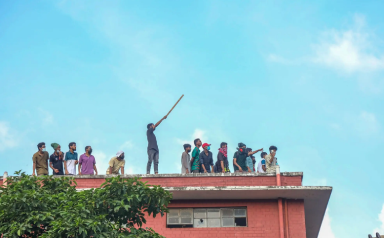 Bangladeş'te öğrenciler 'kota sistemi'ne ayaklandı, 100'ü aşkın ölü var, ama amaçlarına ulaştılar