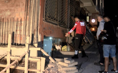 İstanbul’dalar, ama sanki evde değil tabutta yaşıyorlar: Bir bina daha çatladı