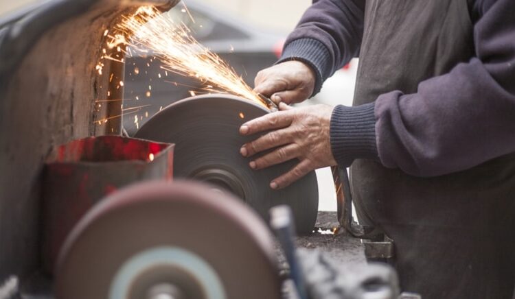 Avrupa'da en uzun çalışma ve en düşük maaş Türkiye’de