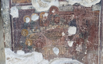 Sümela Manastırı’nda vandalizmin izleri silinirken Hz. İsa’nın Son Akşam Yemeği duvar resmi keşfedildi