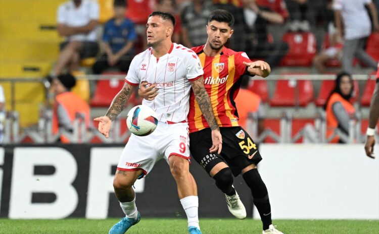 Kayserispor- Sivasspor maçı başkan götürdü