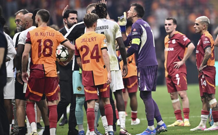 Galatasaray'ın yenilgisi dünya basınında: Türk futbolu Şampiyonlar Ligi dışında