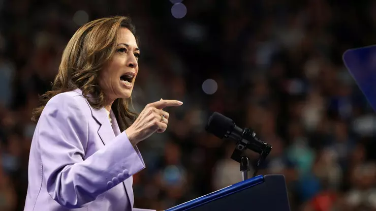 Kamala Harris solcu mu? Neo-Liberalizmden kopuşu mu simgeliyor?