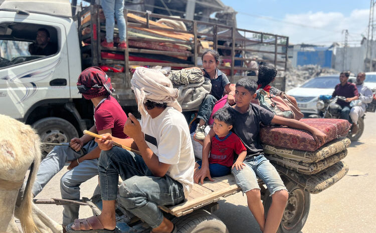 Ateşkes masasındaki İsrail yine hem Gazze'yi hem de Lübnan'ı hedef aldı