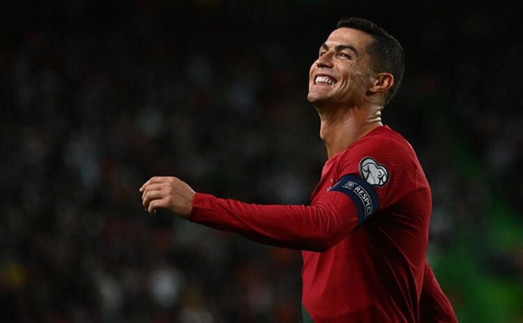 Cristiano Ronaldo da YouTube alemine katıldı