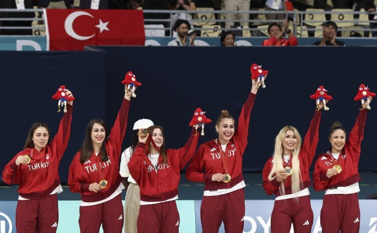 Golbolda üst üste üçüncü altın madalya geldi: Paralimpik sporcular tarihi bir başarı elde etti