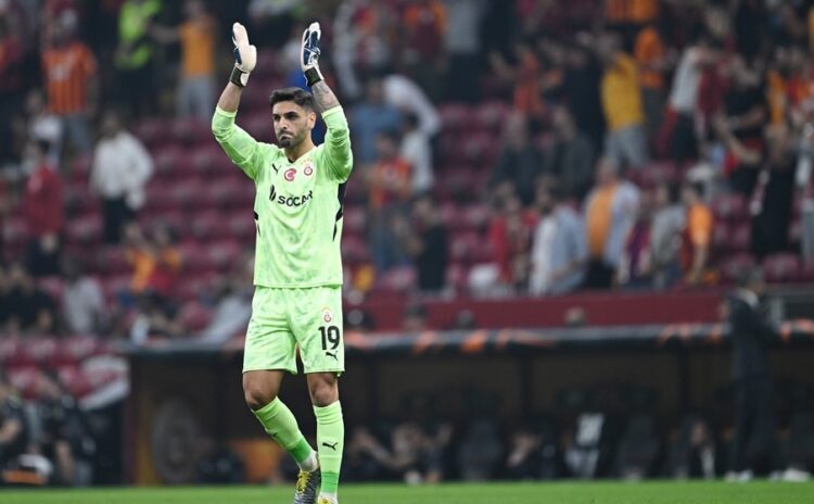 Günay Muslera'yı aratmadı