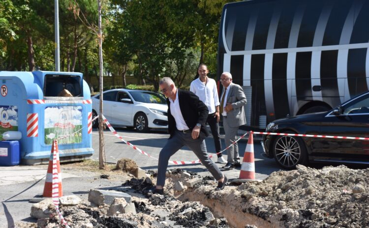 İbrahim Hacıosmanoğlu Manisa'ya gitti, tesislere girmek için hendek atlamak zorunda kaldı